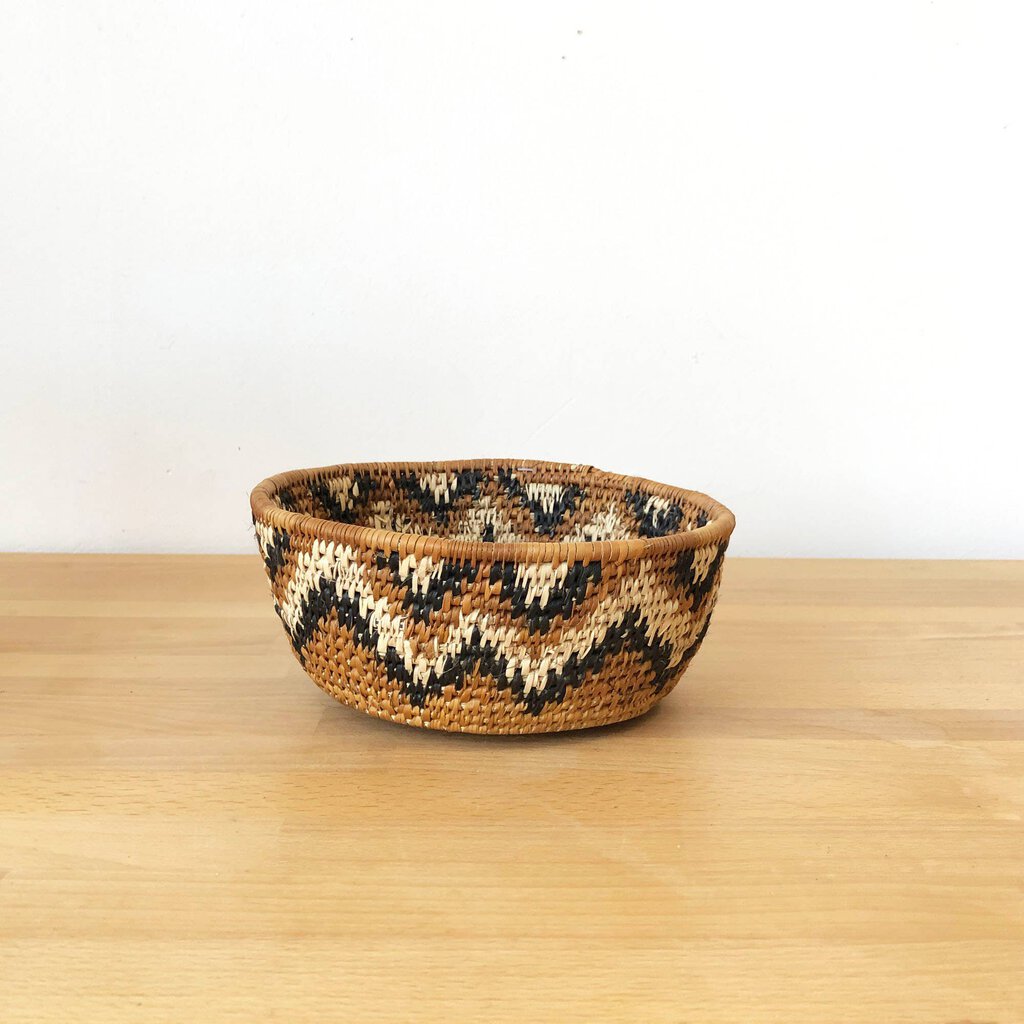 Amsha - Zulu Ilala Palm + Wild Grass Bowl