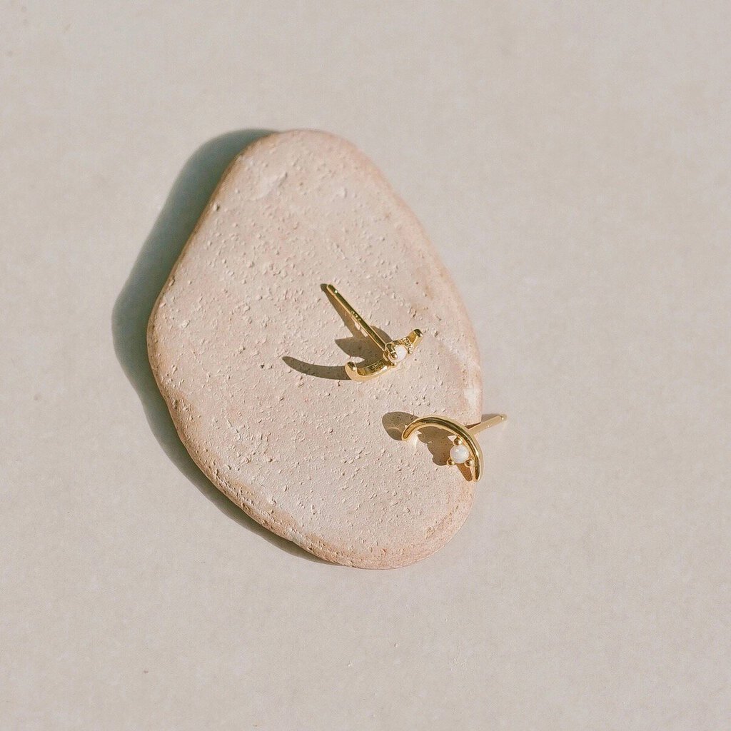 Mountainside Jewelry - Seine Gold Vermeil + Opal Earring