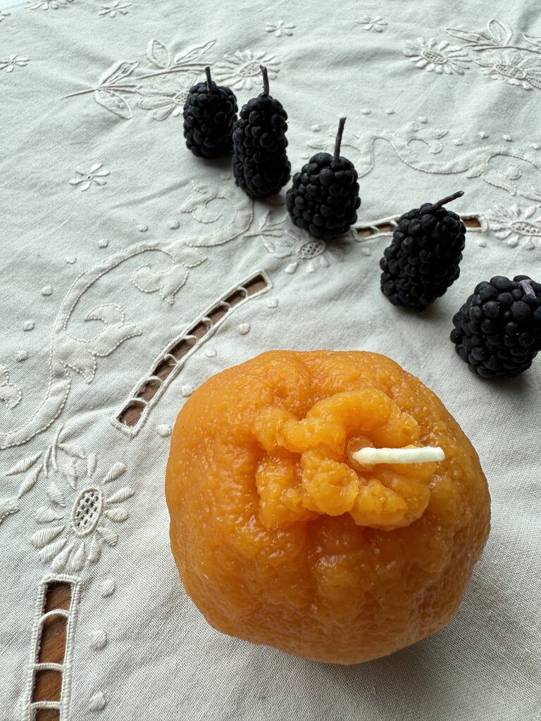 Happy Organics - Single Blackberry Beeswax Candle