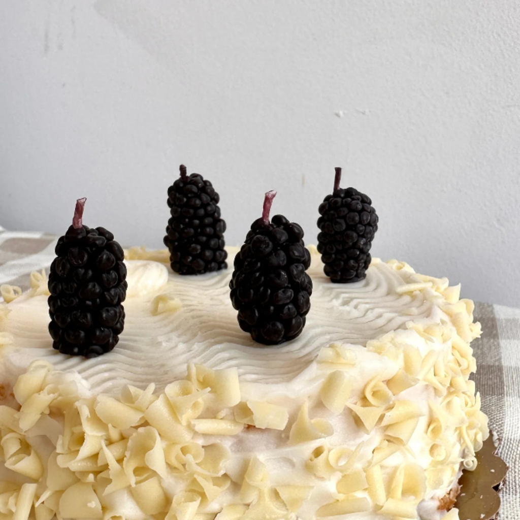 Happy Organics - Single Blackberry Beeswax Candle