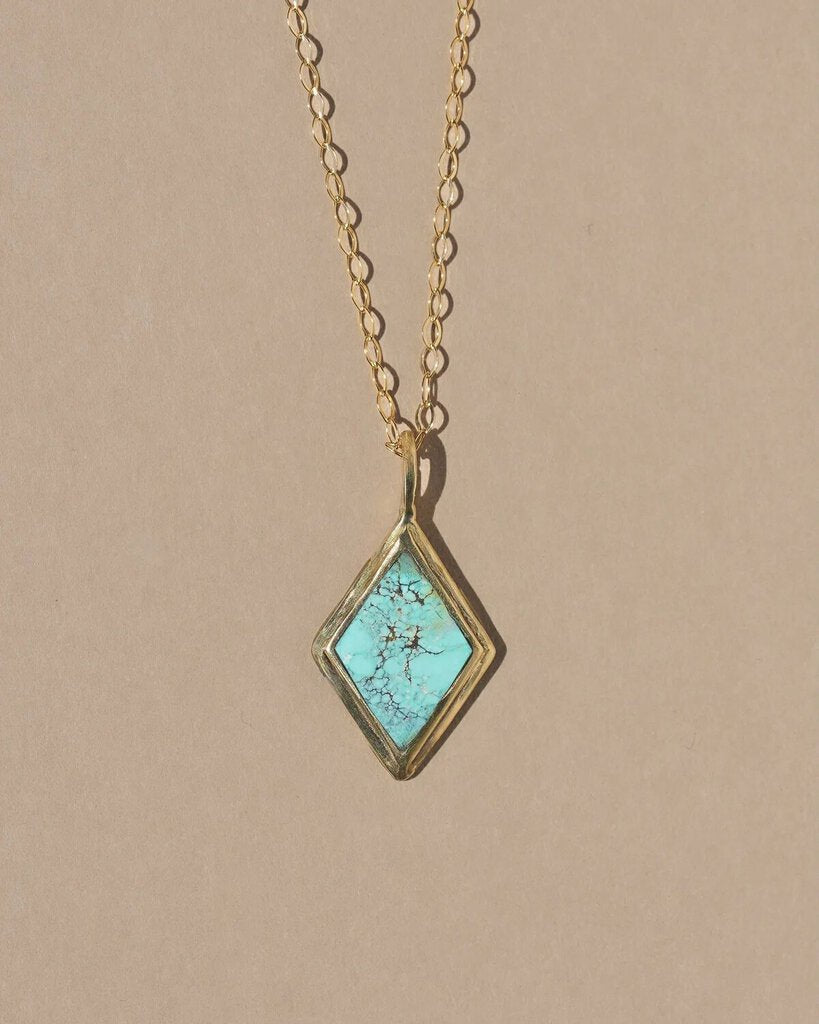 Mountainside Jewelry - Adia Labradorite Necklace