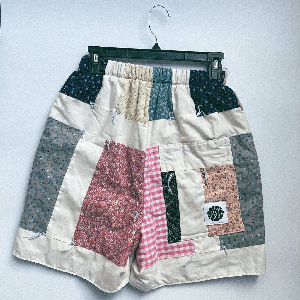 Jack Arden - Calico Patchwork Vintage Quilt Remnant Shorts - Small