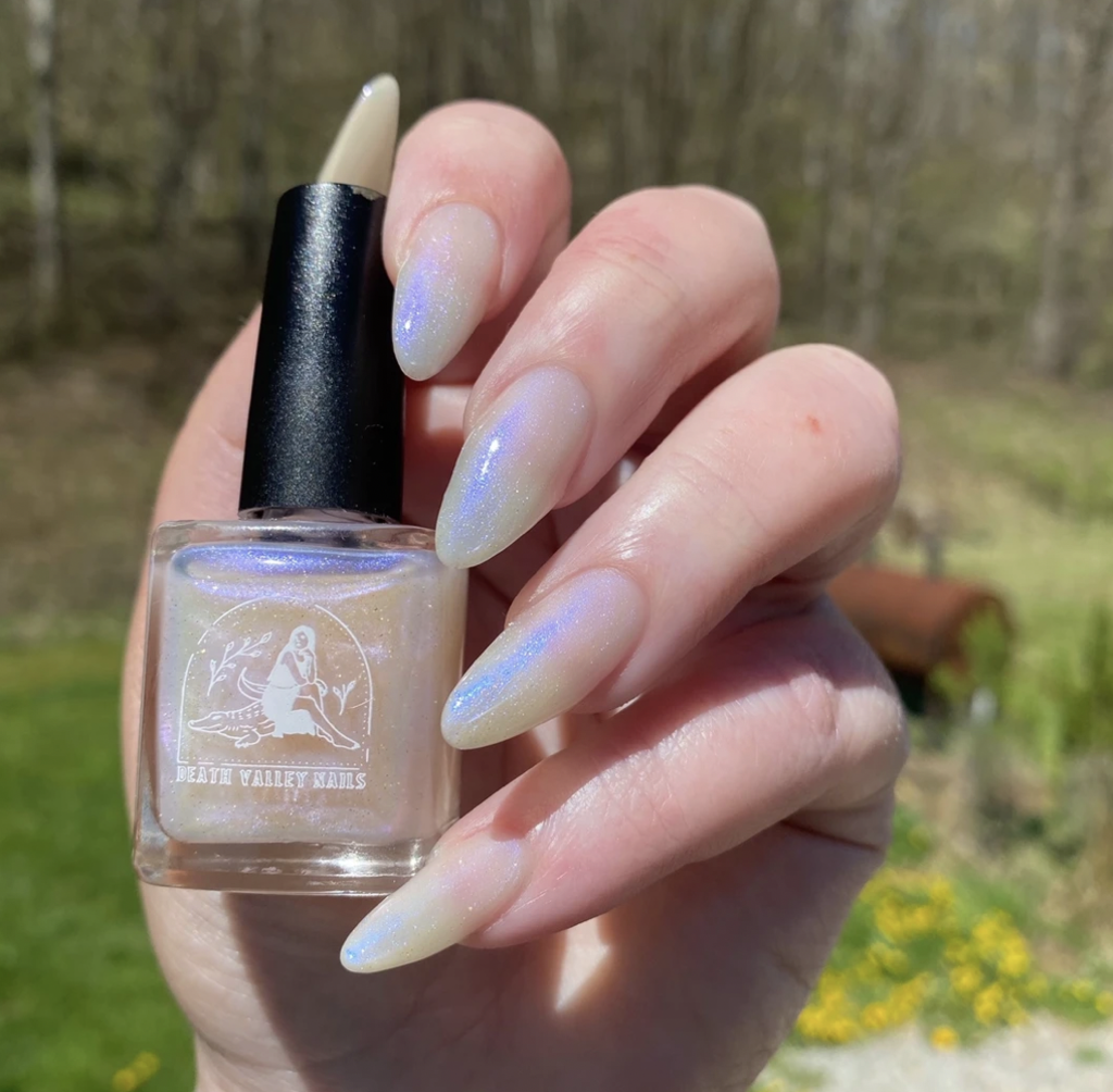 Death Valley Nails - Star Smut