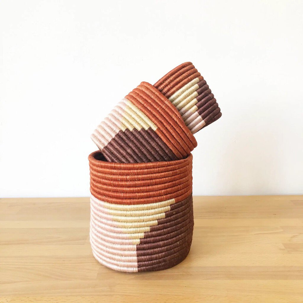Amsha - Gishamvu Basket Trio