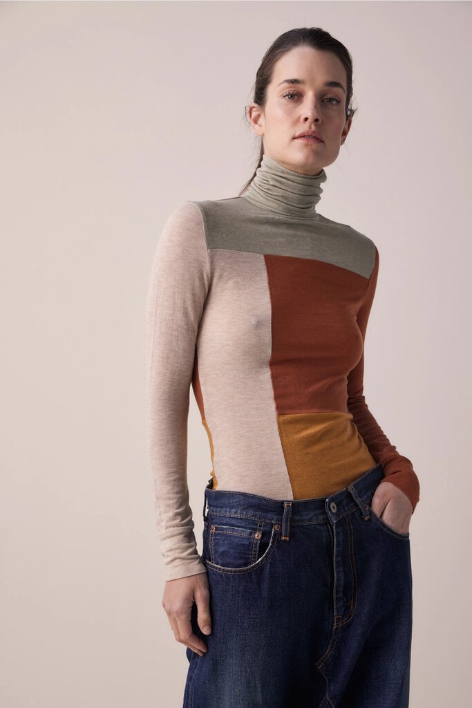 amente - Quilted Turtleneck - Small