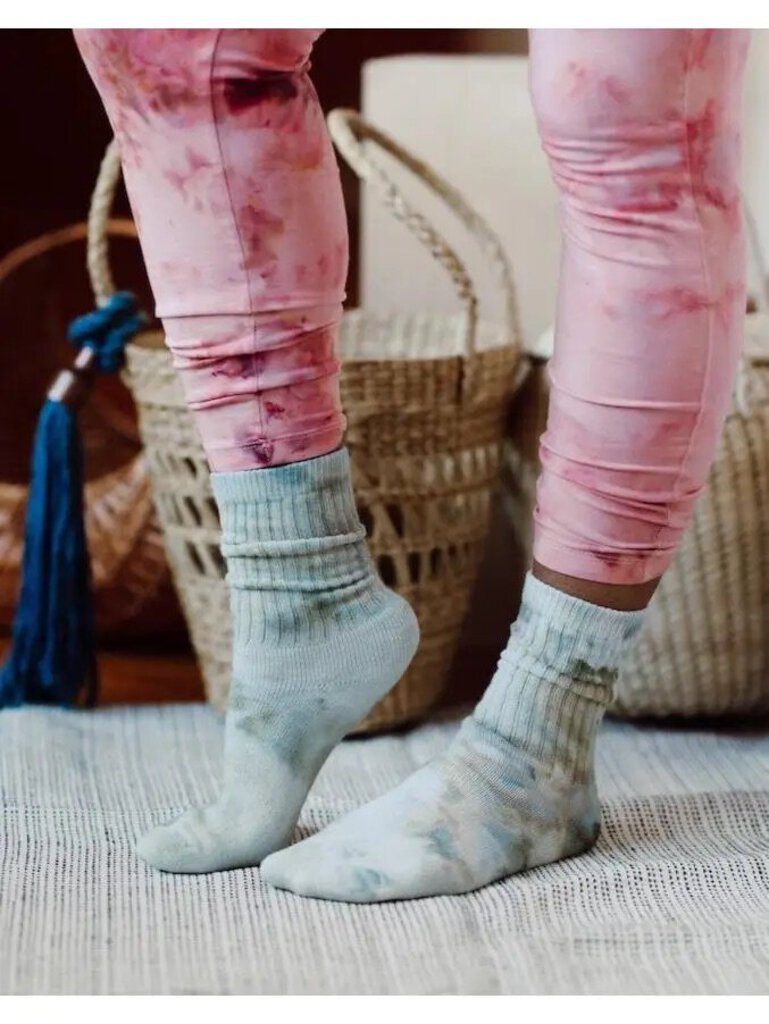 Mira Blackman - Ice-dyed Organic Cotton Socks - Lichen