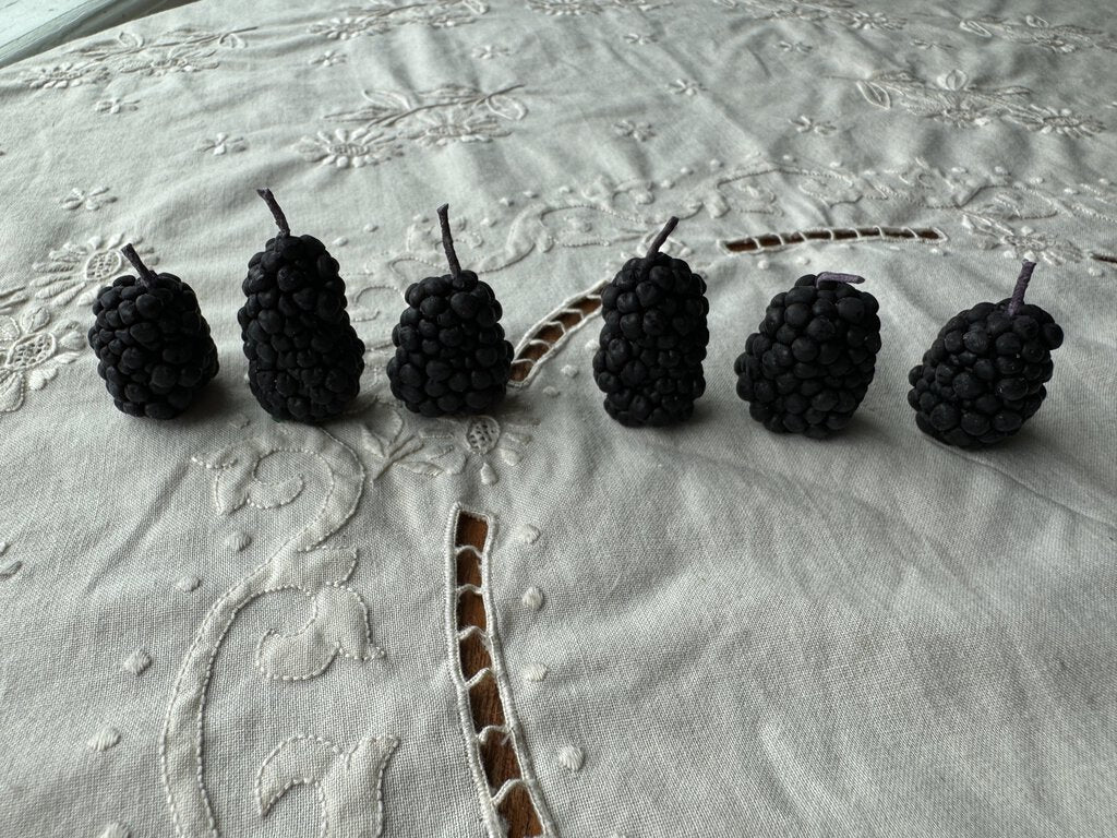 Happy Organics - Single Blackberry Beeswax Candle