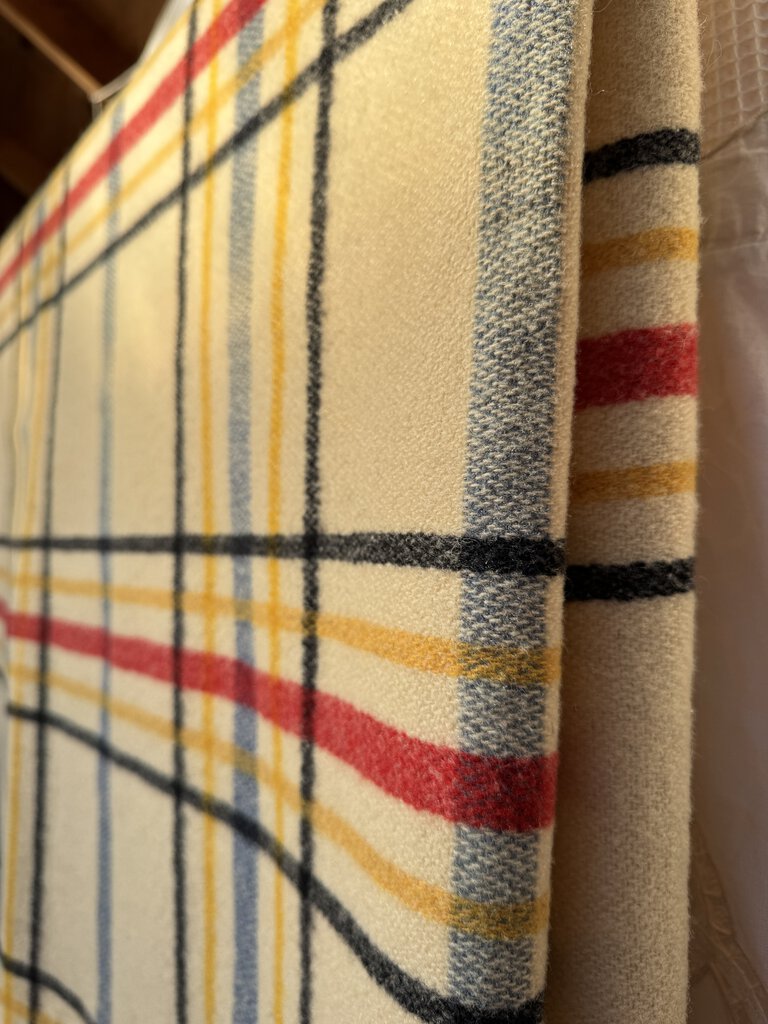 Vintage - Warmbilt Midcentury Plaid Virgin Wool Blanket