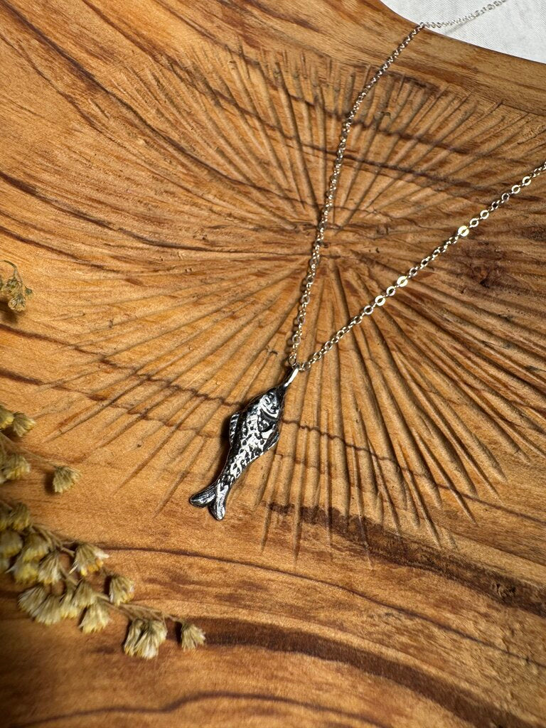 Mountainside Jewelry - Pescadero Sterling Silver Pendant Necklace - 20" Box Chain