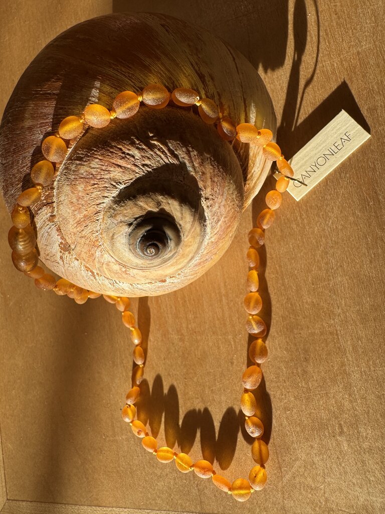 Canyon Leaf - Raw Honey Baltic Amber Knotted Strand Necklace - Baby