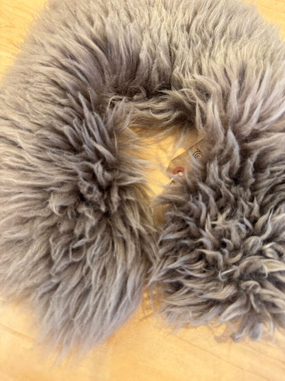 Beija Flor Rituals - Taupe Grey Long Shorn Shearling Collar