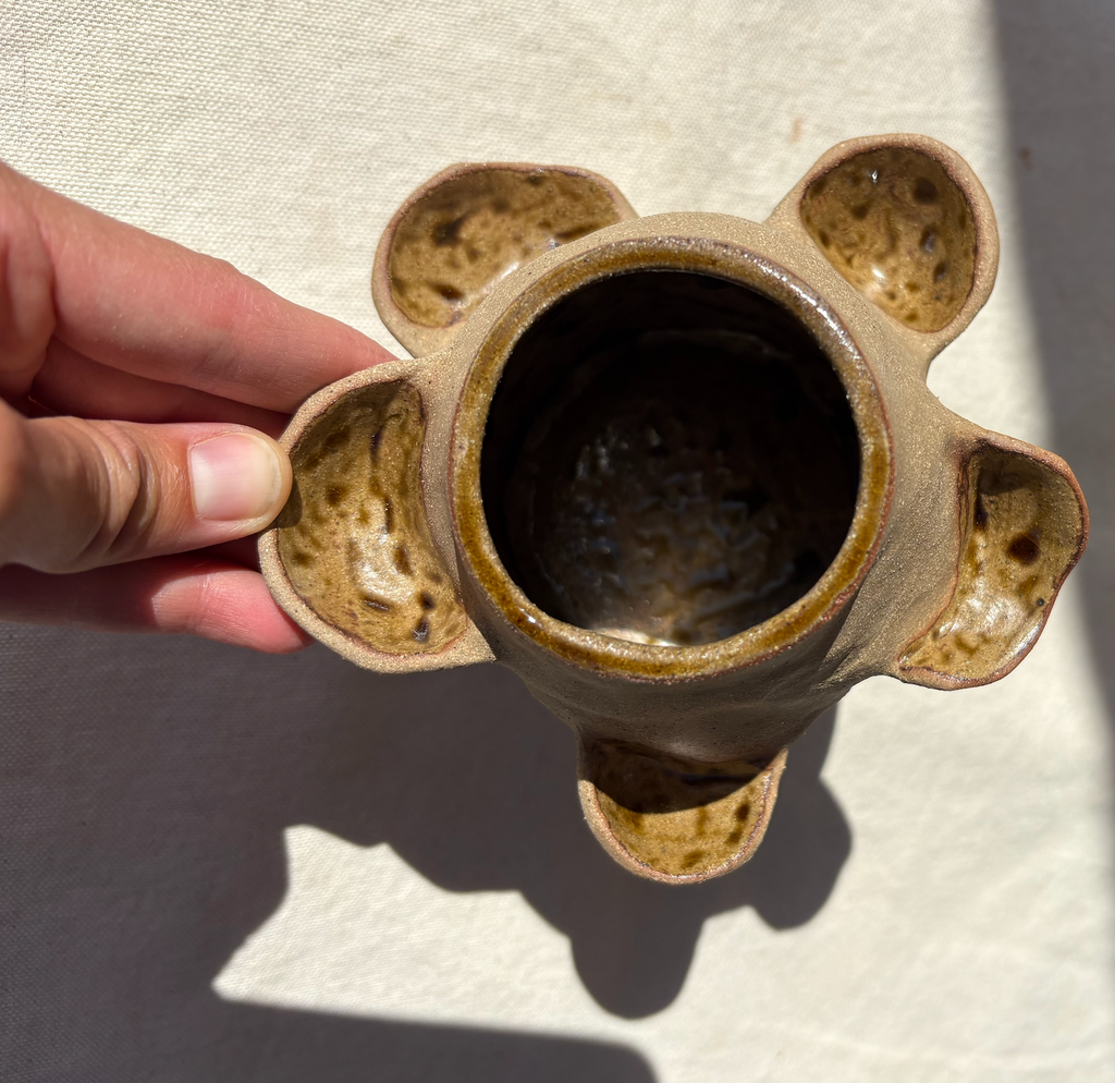 Roaming Barefoot - Tesoro Handbuilt Shelf Vase