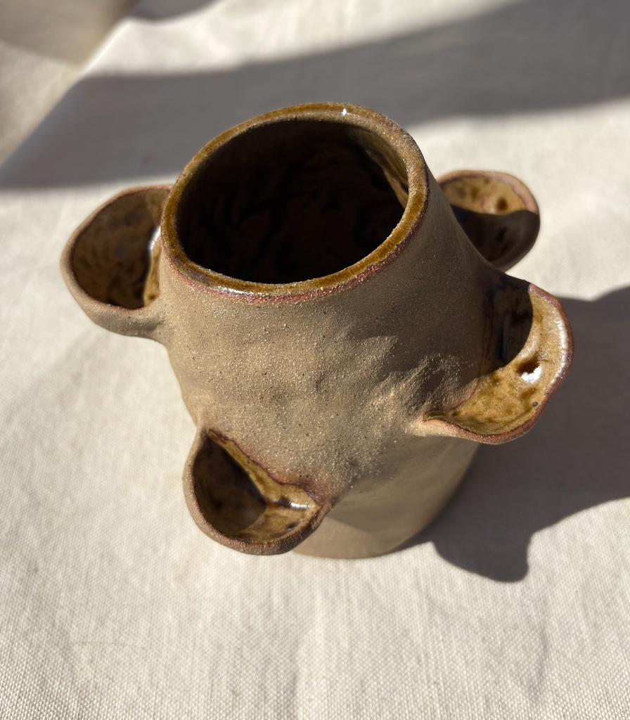 Roaming Barefoot - Tesoro Handbuilt Shelf Vase