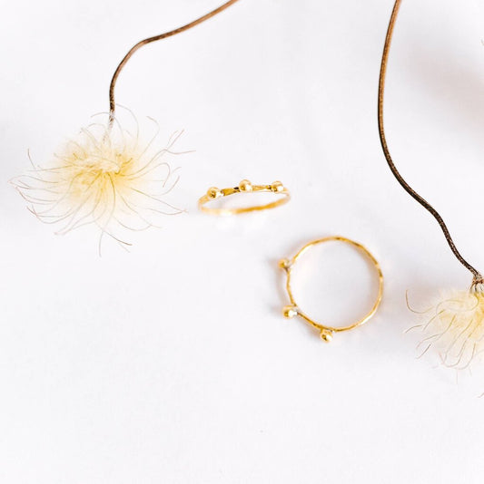 Amsha - 3 dots Ring - Size 7