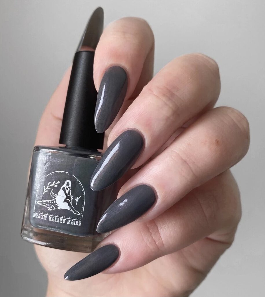 Death Valley Nails - A Crow Called Moxie