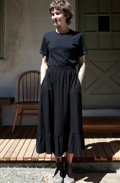 Me & Arrow - Black Ruffle Skirt - Medium